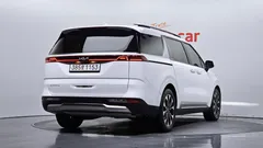 2023 Kia Carnival Diesel 9-Seater Noblesse — фото 2