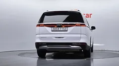 2023 Kia Carnival Diesel 9-Seater Noblesse — фото 4