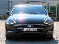 2023 Hyundai Sonata Premium Plus — фото 3