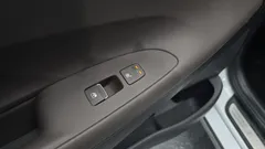 2023 Hyundai Grandeur 3.0 LPi Rent Car — фото 17