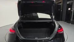 2022 Mercedes-Benz E-Class E300e 4MATIC Exclusive — фото 20