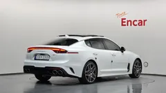 2023 Kia Stinger 3.3 GT AWD — фото 2