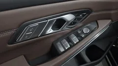2022 BMW 3-Series 320i Luxury — фото 20