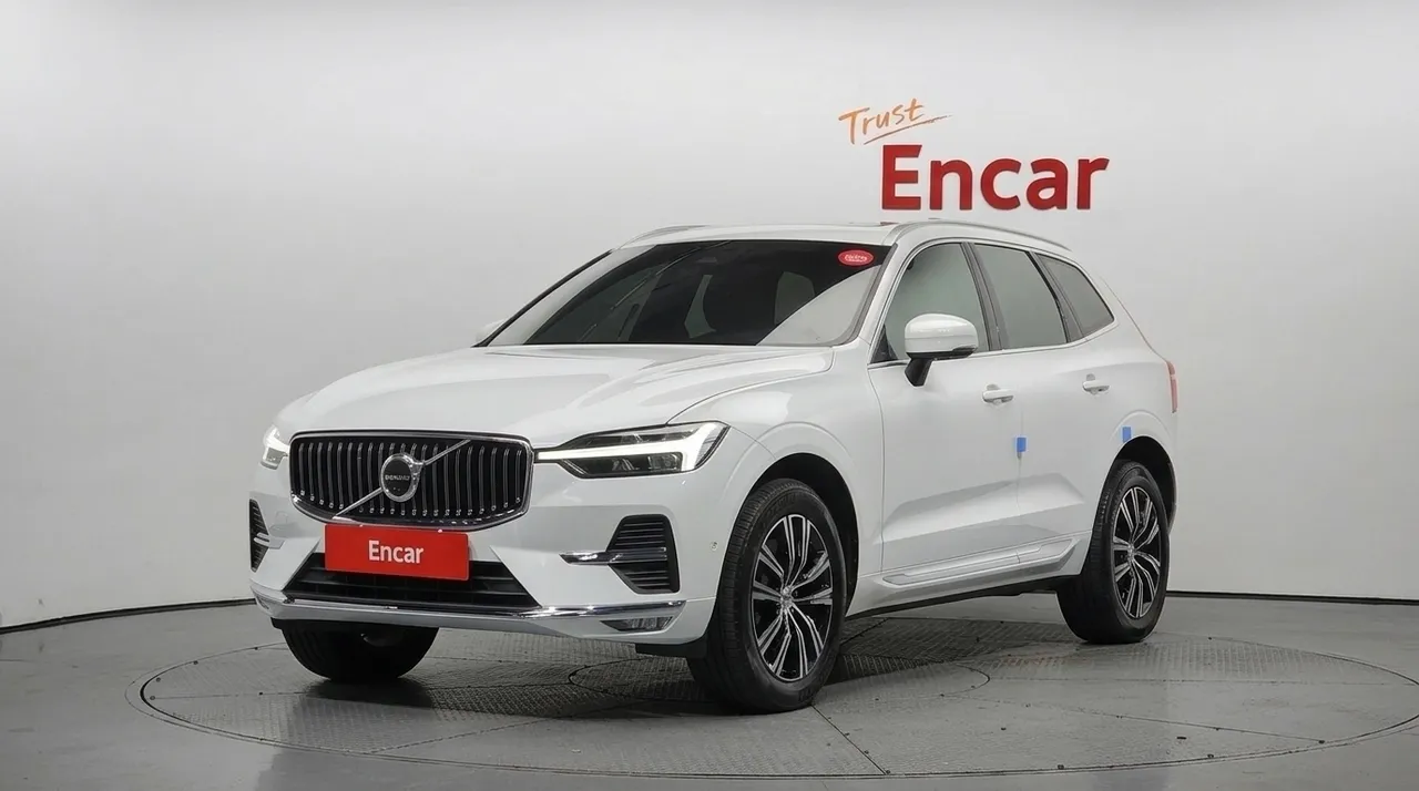 2022 Volvo XC60 B5 Inscription