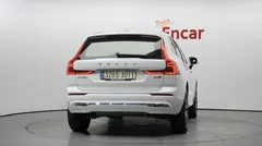 2022 Volvo XC60 B5 Inscription — фото 4