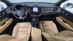 2022 Volvo XC60 B5 Inscription — фото 7