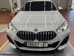 2023 BMW 2-Series 220i M Sports — фото 2