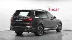 2023 BMW X7 xDrive 40i M Sport 6STR — фото 2