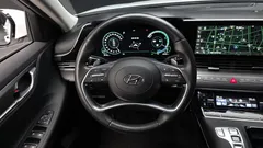 2023 Hyundai Grandeur Premium — фото 13