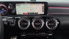 2022 Mercedes-Benz CLA-Class CLA250 4MATIC — фото 13