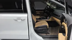 2023 Kia Carnival Diesel 9-Seater Noblesse — фото 11