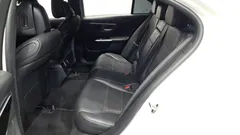 2022 Mercedes-Benz C-Class C200 4MATIC Avantgarde — фото 11