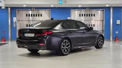 2023 BMW 5-Series 530i M Sport Package — фото 2