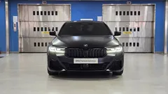 2023 BMW 5-Series 530i M Sport Package — фото 3