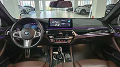 2023 BMW 5-Series 530i M Sport Package — фото 7