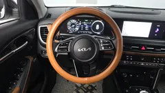 2023 Kia Seltos Gasoline 1.6 Turbo 4WD — фото 13