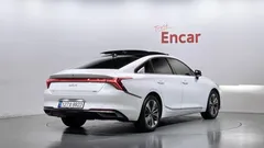 2023 Kia K8 Signature — фото 2