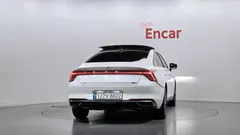 2023 Kia K8 Signature — фото 4