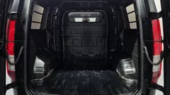 2022 Hyundai Staria Cargo 5-Seater — фото 16