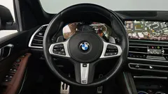 2022 BMW X5 xDrive 40i M Sport — фото 13