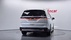 2023 Kia Carnival Gasoline 7-Seater Signature — фото 4