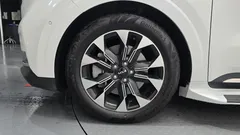 2023 Kia Carnival Gasoline 7-Seater Signature — фото 5