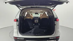 2023 Kia Carnival Diesel 9-Seater Signature — фото 20