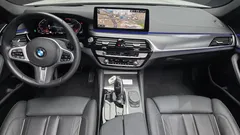 2022 BMW 5-Series 520i M Sport — фото 7