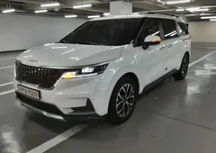 2023 Kia Carnival Diesel 9-Seater Prestige — фото 2
