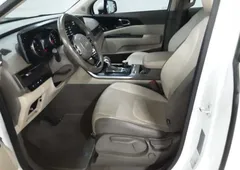 2023 Kia Carnival Diesel 9-Seater Prestige — фото 4