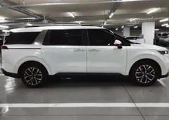 2023 Kia Carnival Diesel 9-Seater Prestige — фото 16