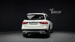 2022 Mercedes-Benz GLB-Class GLB250 4MATIC — фото 4