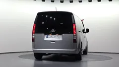 2023 Hyundai Staria Tourer 11-Seater — фото 4