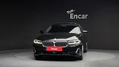 2022 BMW 5-Series 530i Luxury — фото 3