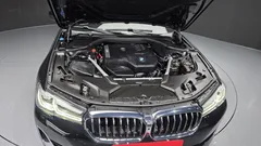 2022 BMW 5-Series 530i Luxury — фото 6
