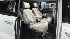 2023 Kia Carnival Gasoline 7-Seater Signature — фото 11