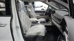 2023 Kia Carnival Gasoline 7-Seater Signature — фото 12