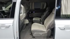 2023 Kia Carnival Gasoline 9-Seater Hi-Limousine — фото 18