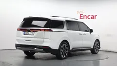 2023 Kia Carnival Diesel 9-Seater Signature — фото 2