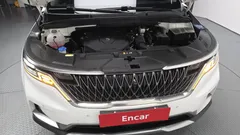 2023 Kia Carnival Diesel 9-Seater Signature — фото 6