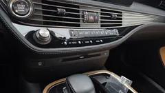 2022 Lexus LS 3.5 Supreme AWD — фото 19