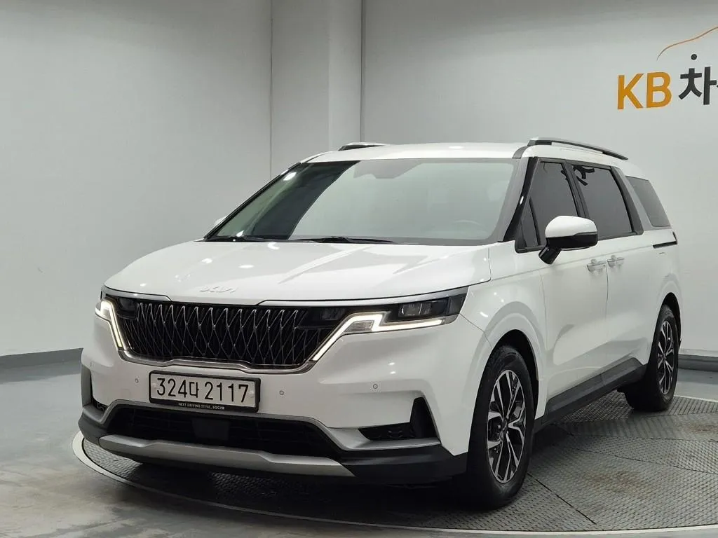 2023 Kia Carnival Gasoline 9-Seater Prestige