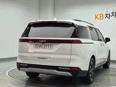 2023 Kia Carnival Gasoline 9-Seater Prestige — фото 3