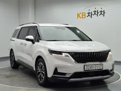 2023 Kia Carnival Gasoline 9-Seater Prestige — фото 4