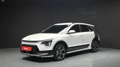 2022 Kia Niro Signature — фото 1