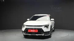 2022 Kia Niro Signature — фото 3