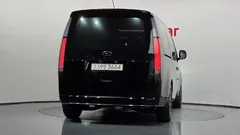 2022 Hyundai Staria L3.5 Lounge 9-Seater — фото 4