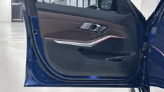 2022 BMW 3-Series 320i Luxury — фото 17