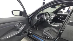 2022 BMW 3-Series 320i M Sport — фото 10