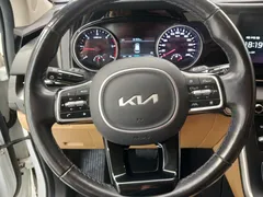 2022 Kia Carnival Diesel 9-Seater Prestige — фото 16